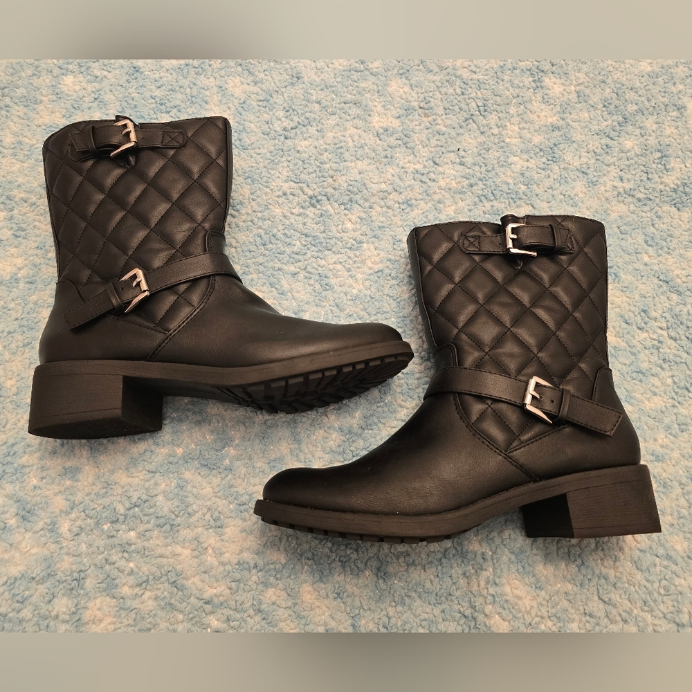 Women's Sz 9 Dana Buchman Black Boots, Like New